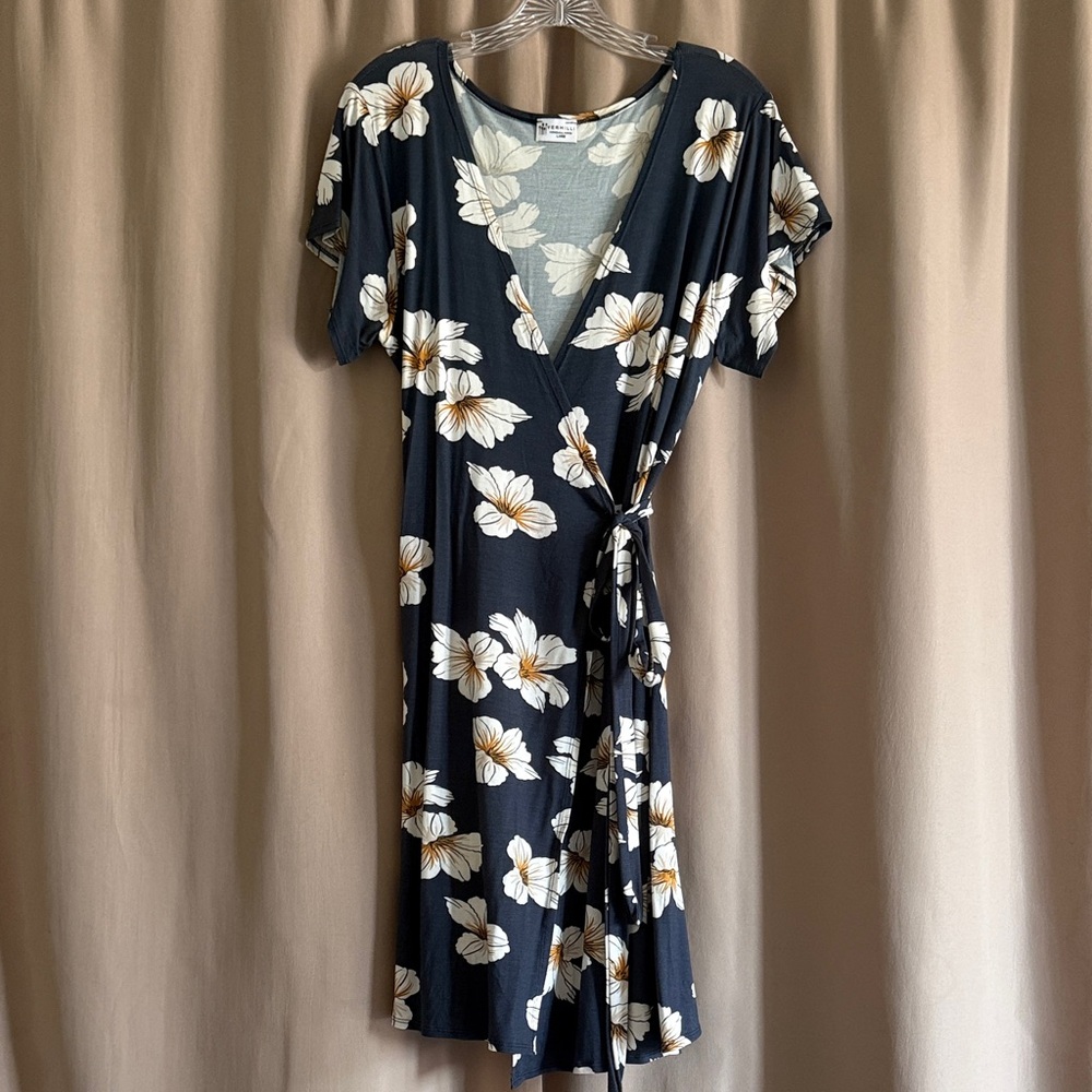 Vermilli Hawaii floral wrap dress